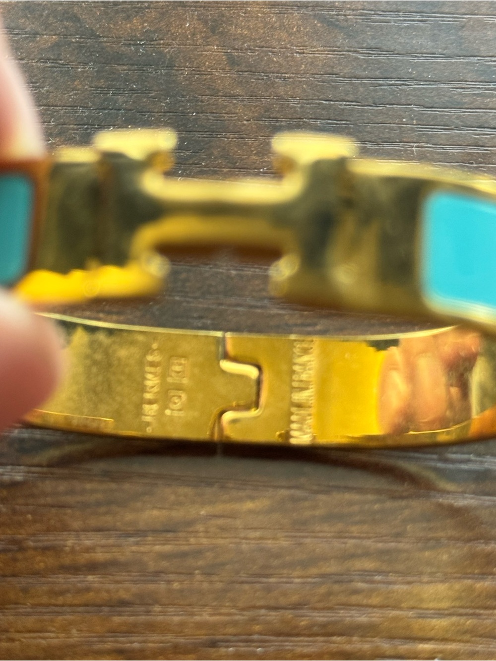 Beautiful Hermes Gold and Turquoise Enamel Clic H Bracelet - Picture 3 of 13